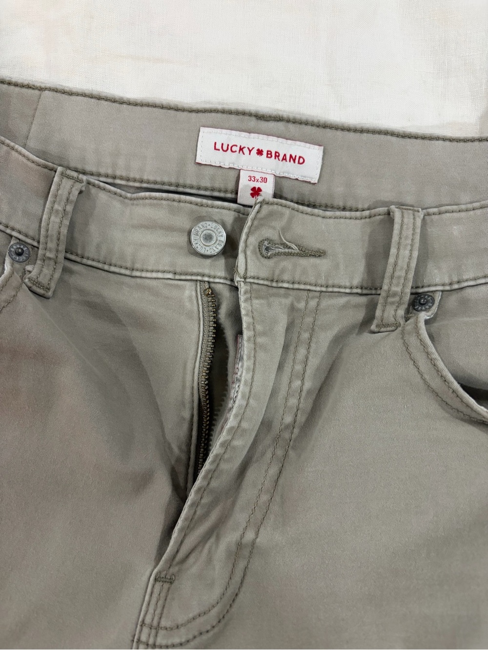 Lucky Brand Men's Light Khaki Pants